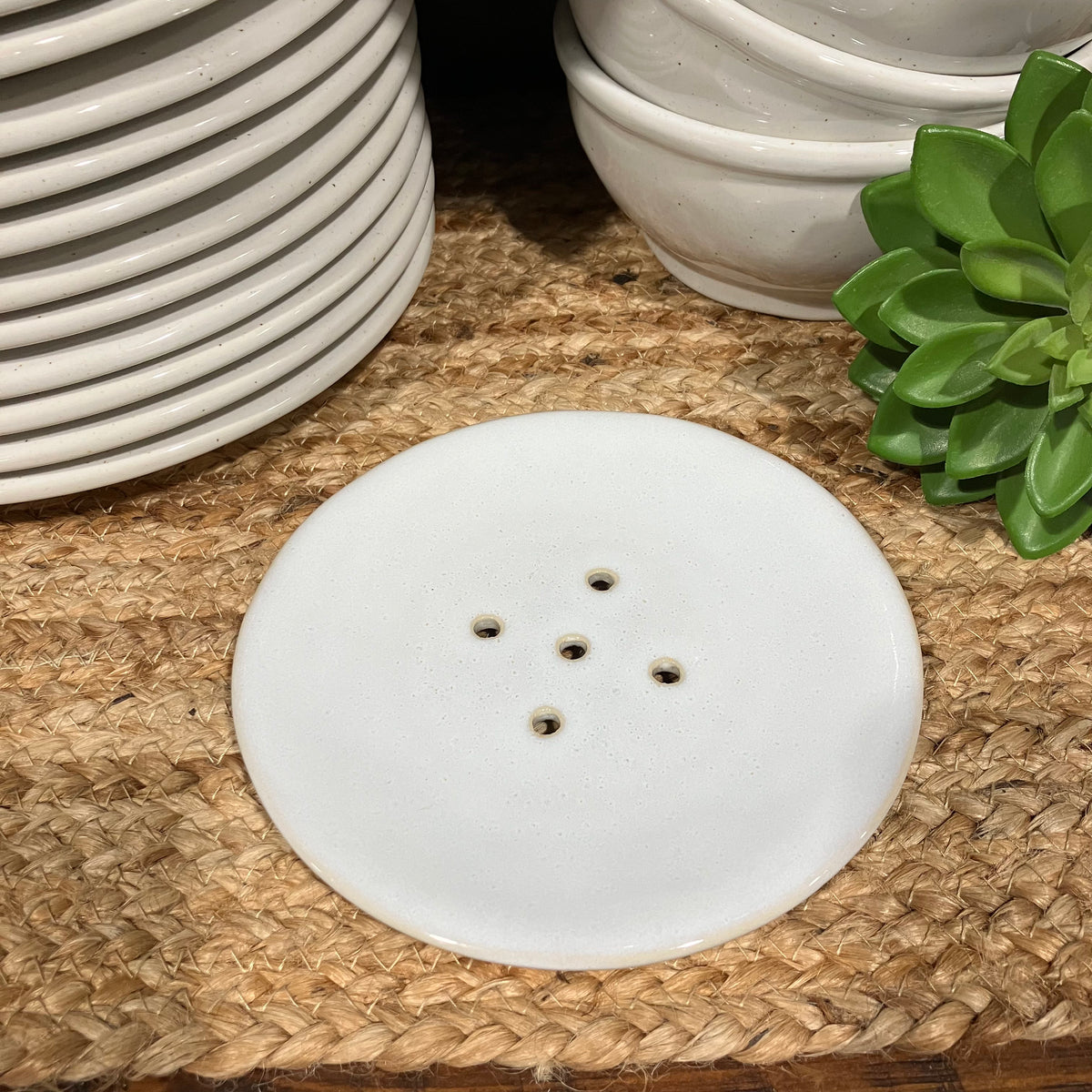 Stoneware Colander Plate – simplycottage